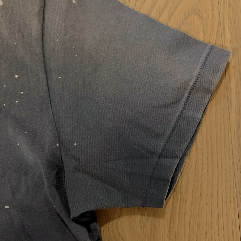 Hollister men’s distressed graphic TShirt - Picture 3 of 14